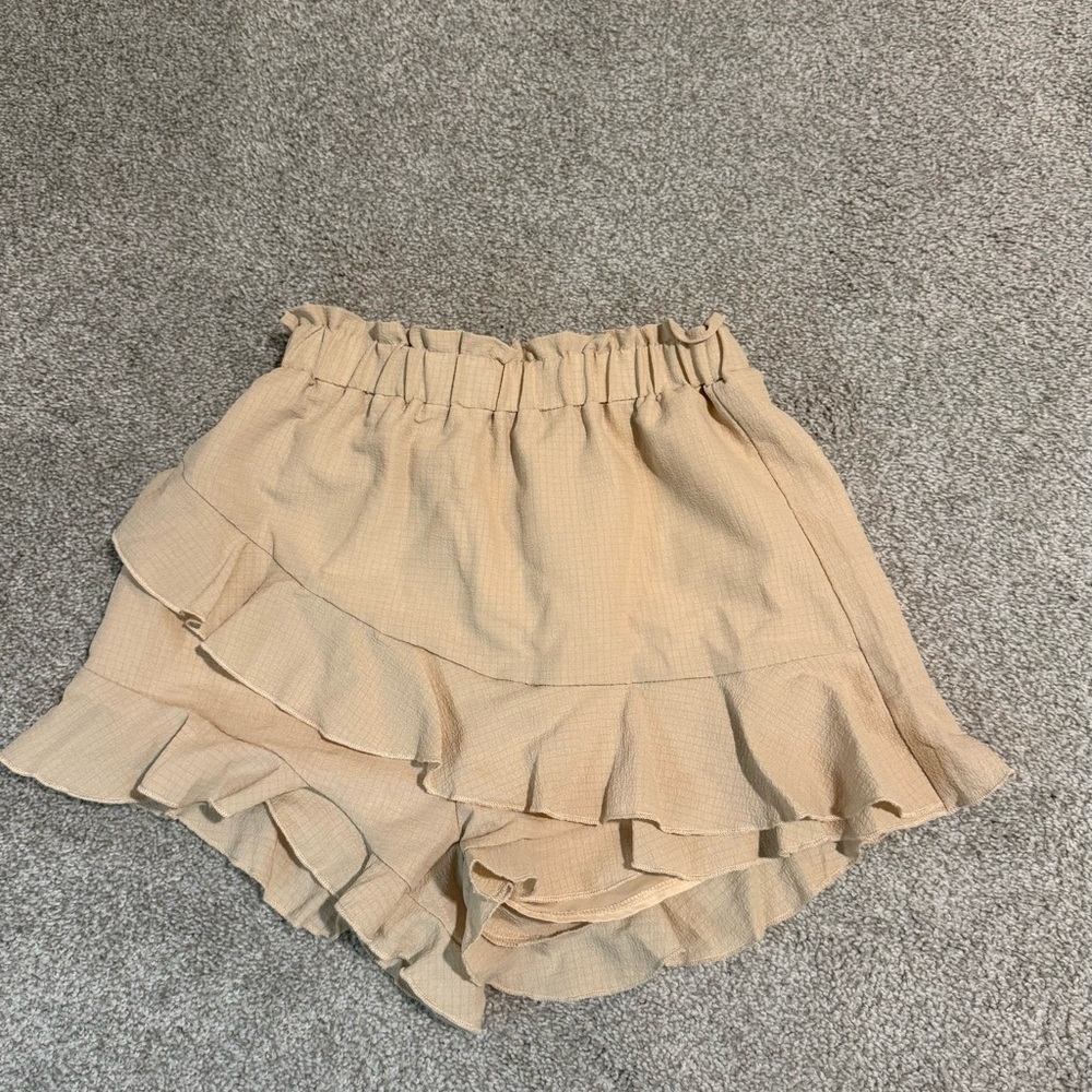 Amazon Women's Tan Ruffle Skorts